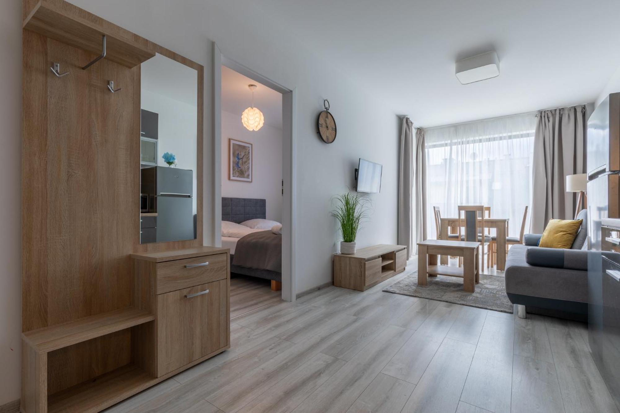 Rentplanet - Apartamenty Schroniskowa 斯克拉斯卡波伦巴 外观 照片
